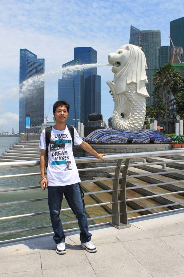 picture:  Landon, a former Jiangnan University student, in the heart of Singapore. (click the picture to read his whole story)